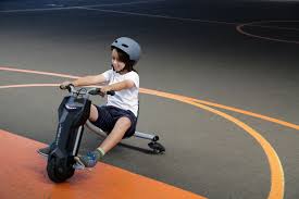 My jetson hoverboard has scratches and scuffs? Jetson Electric Bikes Jetson Drifter Petagadget
