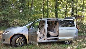 Interested in the 2019 chrysler pacifica but not sure where to start? Driving Impressions 2019 Chrysler Pacifica Limited Hybrid Conceptcarz Com