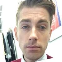 200+ perfiles de «Charly»