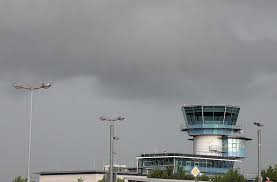 Alle flüge der lufthansa starten ab terminal 2. Unwetter In Stuttgart Wetterdienst Ubt Kritik Am Flughafen Stuttgart Stuttgarter Zeitung