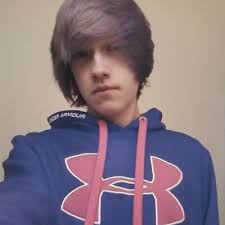 Casey Newkirk's Instagram, Twitter & Facebook