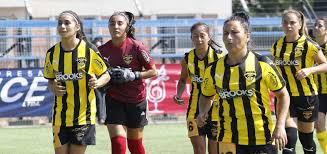 El histórico club sueña con volver a los años de gloria, sin embargo el camino se complicó y quedan sólo tres fechas para definir el ascenso. Pioneras Fernandez Vial Sera El Primer Equipo Femenino En Volver A Entrenar