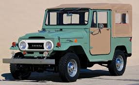 Napier's suv tents are the only suv tents on the market with a detachable vehicle sleeve2 large doors, 3 mesh windows, and 2 skylights allow for optimal ventilation and lighting. 1969 Toyota Fj40 Land Cruiser California Toyota Fj40 Land Cruiser Fj40