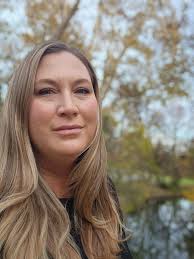 Emily Coats (@emcoats) • Facebook