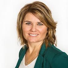 Bethany Davidson-Eng (@BethanyWinstone)