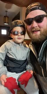 Danny Trainor's Instagram, Twitter & Facebook