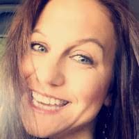 Traci Burchfield's Instagram, Twitter & Facebook