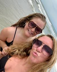 lil weekend photo dump (and yes i clearly forgot what sunscreen is) ☀️