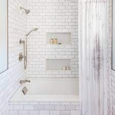 If i were to tile the back wall of a shower or bathtub surround with subway tile i would generally start with a vertical centerline. 75 Beautiful Subway Tile Tub Shower Combo Pictures Ideas June 2021 Houzz