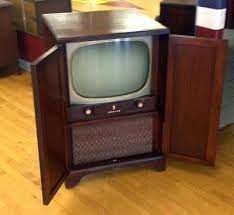 The vintage tv console style. Antique Vintage Zenith Console Television Set With Closing Cabinet Old Tv Consoles Television Set Vintage Television