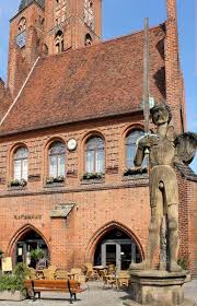 In stendal hat infobel eingetragene 2,223 registrierte unternehmen aufgelistet. Roland Stendal Bei Magdeburg Brunnen Denkmaler Landkreis Stendal Sachsen Anhalt