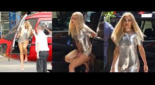 Waw celana dalam nya keliatan jelaa banget lohh. Turun Dari Helikopter Celana Dalam Rita Ora Kelihatan Showbiz Liputan6 Com