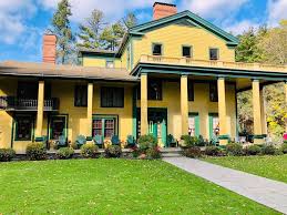 This former country estate also makes for a perfect wedding venue; Glen Iris Inn Restaurant 7 Letchworth State Park Castile Ny 14427 Usa