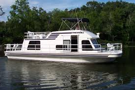 All categories houseboats houseboat accessories houseboat clubs houseboat dealers & brokers houseboat insurance houseboat manufacturers houseboat marinas houseboat movers 1998 gibson standard, excellent maintained houseboat for sale in alton il marina on i dock. House Boats For Sale House Boats For Sale House Boat Boat
