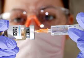 Este grupo poblacional se suma a los ciudadanos que ya vienen siendo vacunados contra el coronavirus. The Global Vaccination Campaign Begins Atalayar Las Claves Del Mundo En Tus Manos