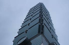Taipei 101 mall attracts millions of tourist every year. Taipei 101 Taipeh 2004 Structurae
