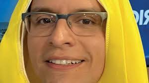 Deborah Estrella's Instagram, Twitter & Facebook