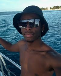 Darryl Ivory (@thedarrylivory) • Instagram photos and videos