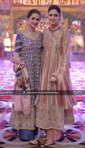 Brides Sisters On The Mehndi Pakistani Wedding Outfits Party Wear Dresses Pakistani Bridal Wear