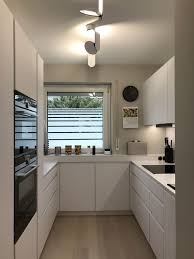 Robinets De Cuisine Modernes En 2020 Cuisine Contemporaine Tapis Cuisine Cuisine Moderne