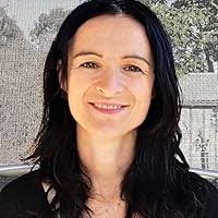 Lonely in Paris (Longing for Home, #1) by Lisa Stanbridge