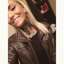 Daisy Coleman's mom Melinda wrote about holding her daughter's 'cold, dead  body' before taking her own life