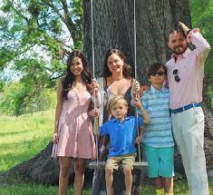 Moreover, brown's husband is famous is also an. Sunshine Kiki Brown Biography And Facts About Clayne Crawford S Wife