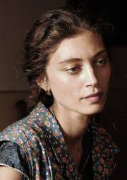She uses her artist name because her own surname maccarrone has too many associations. Margareth Made Uber Diesen Star Cinema De