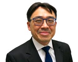 10 expert Rheumatologists for Myopathies