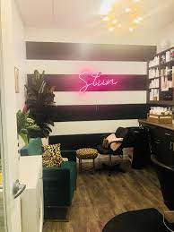 Home Decorating On Pinterest Besthomedecoratingblogs Key 8336826449 Salon Suites Decor Home Hair Salons Home Beauty Salon