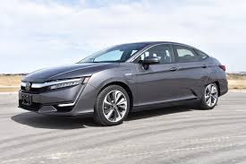 But the clarity's hybrid system only links the engine to the pavement in very limited drive modes. 2018 Honda Clarity Plug In Hybrid Review Touring Model Tested