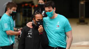 Toto wolff is an austrian investor and former racing driver. Mercedes Boss Toto Wolff Expects To Start Contract Talks With Hamilton Cgtn
