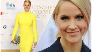 Die blondine versprüht nicht nur jede menge charme, sondern begeistert auch mit ihrer eloquenz. Judith Rakers Themenseite