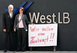 Durch die bank weg erfolgreich: Westlb Demo Gegen Hilgert Rucktritt Fur Die Bank Manager Magazin