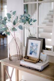 Foyer Console Table Decor Easy Simple Foyer Console Styling Ideas Foyer Decor Souces On Home Bunch Console Table Decorating Foyer Decorating Entry Table Decor