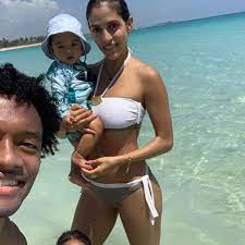 Juan guillermo cuadrado bello (26 de mayo de 1988), nació en una familia de escasos recursos que vivía en necoclí, un pueblo azotado por la violencia en los años 90. Morimos De Ternura El Mensaje De La Esposa De Cuadrado Tras Ser Campeon Bolavip