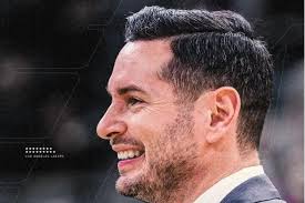 nba公认难破记录活塞湖人创联盟最低总和分_体球网