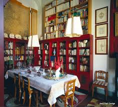 This Bohemian Style Interior Of An Apartment In Rome Italy Was Featured In World Of Interiors Decor Magazine Bohemian Style Dining Room Home Home Decor Styles