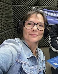 Editorial de Debora Engel 8-5