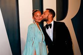 Chrissy Teigen And John Legend Lose Baby After Pregnancy Complications The New York Times