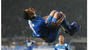 Pelatih persib, robert rene alberts membeberkan alasan keduanya tidak ikut. Striker Persib Bandung Borong 3 Penghargaan Sekaligus Wander Luiz Saya Tidak Boleh Puas Pos Kupang