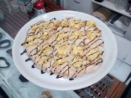 6 tuorli 150 g di zucchero 50 g di caffè caldo 250 g di mascarpone 200 g di panna montata bagna: Pizza Gourmet Dolce Con Sambuca E Crema Di Mascarpone Al Caffe Picture Of Lincanto Fiorano Modenese Tripadvisor