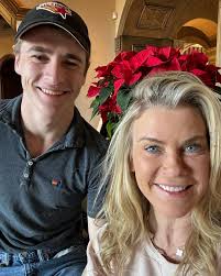 We are so excited to welcome Ben home from university for Thanksgiving.