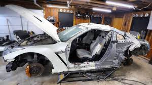 Removing The Damaged Quarter Panel Door From My Totalled Gtr Youtube