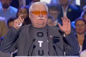 Tym razem jego post porządnie wystraszył internautów. Lech Walesa Ma Problemy Finansowe Jestem Bankrutem Wmeritum Pl