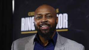 Paul George Gets Brutally Trolled For 'Where's Waldo' Halloween Costume