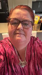 Kelly….After seeing you with Victoria Beckham I have determined you are a  collector of needy people. Understand……they are bottomless pits.