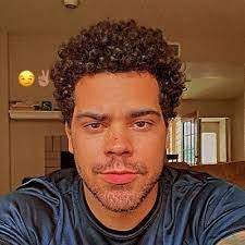 Devin Salas's Instagram, Twitter & Facebook