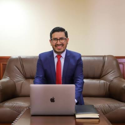 Me siento increíblemente afortunado de haber tenido la oportunidad de  liderar al equipo que creó el Programa de Voluntariado de la Identificación  del Registro Nacional de Identificación y Estado… | Iván Clerk