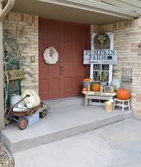 Autumn can't arrive fast enough. Easy Outdoor Fall Decor Inspiration The Country Chic Cottage